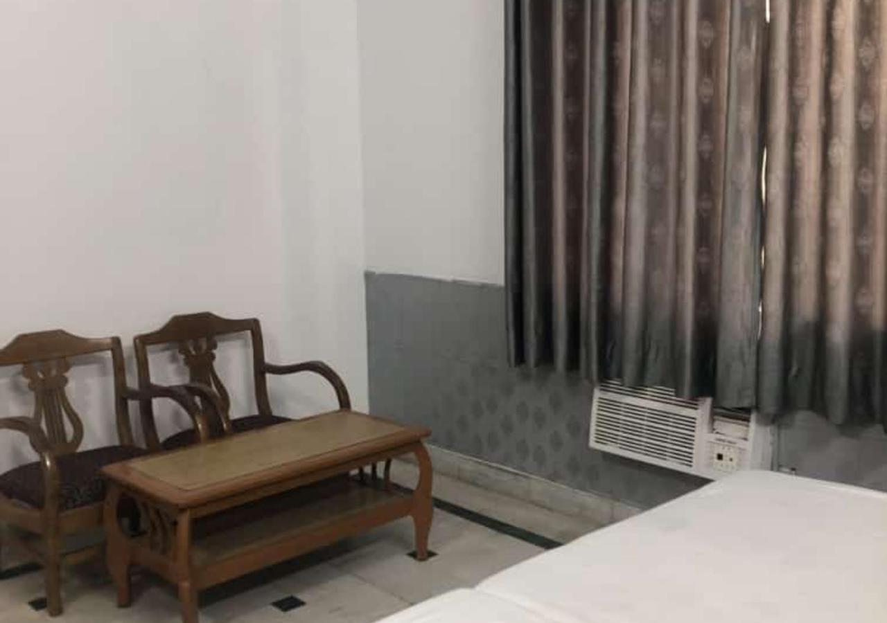 Shree Chitra Residency By Grb Hotel Haridwār Eksteriør billede