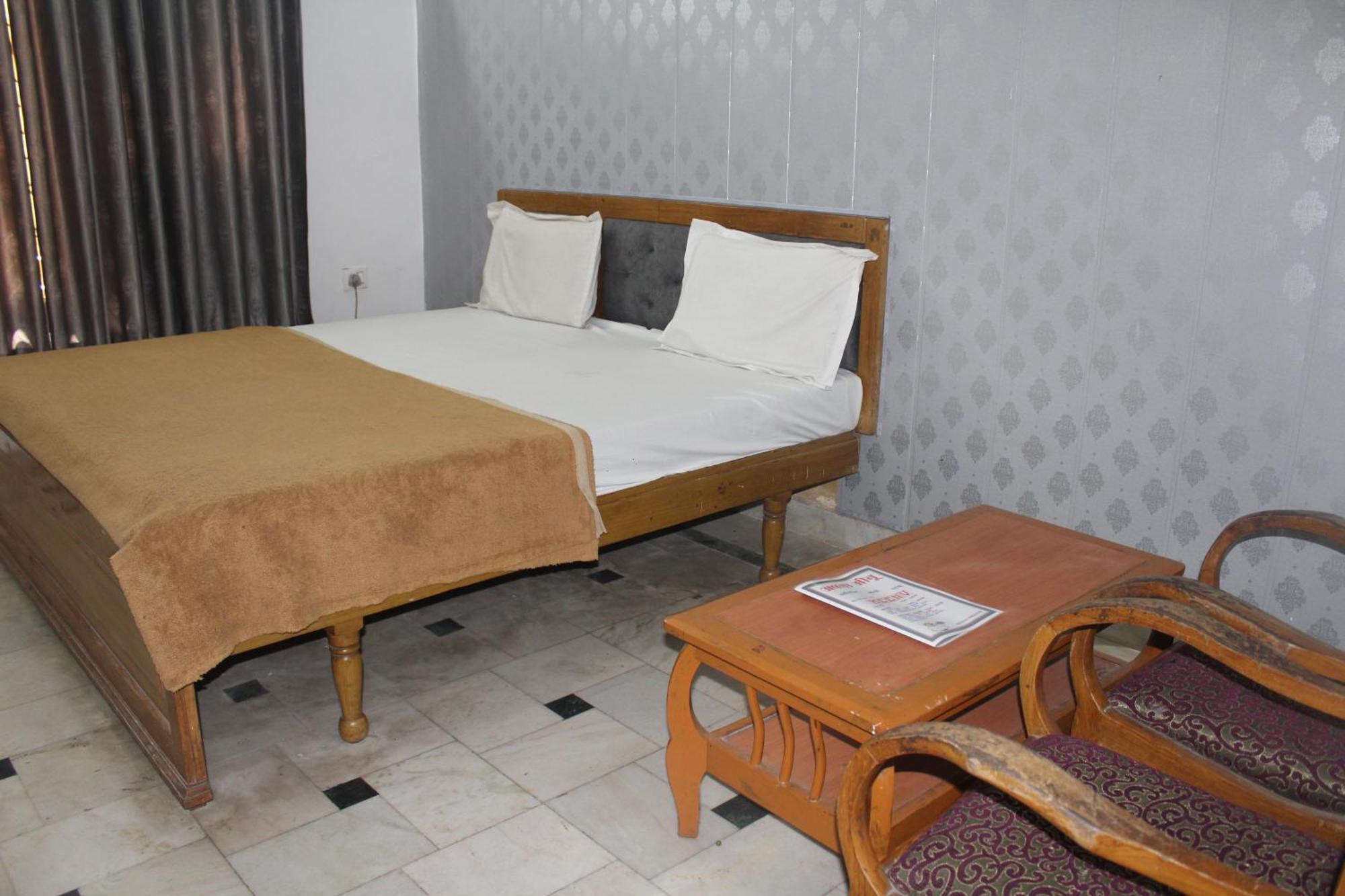Shree Chitra Residency By Grb Hotel Haridwār Eksteriør billede