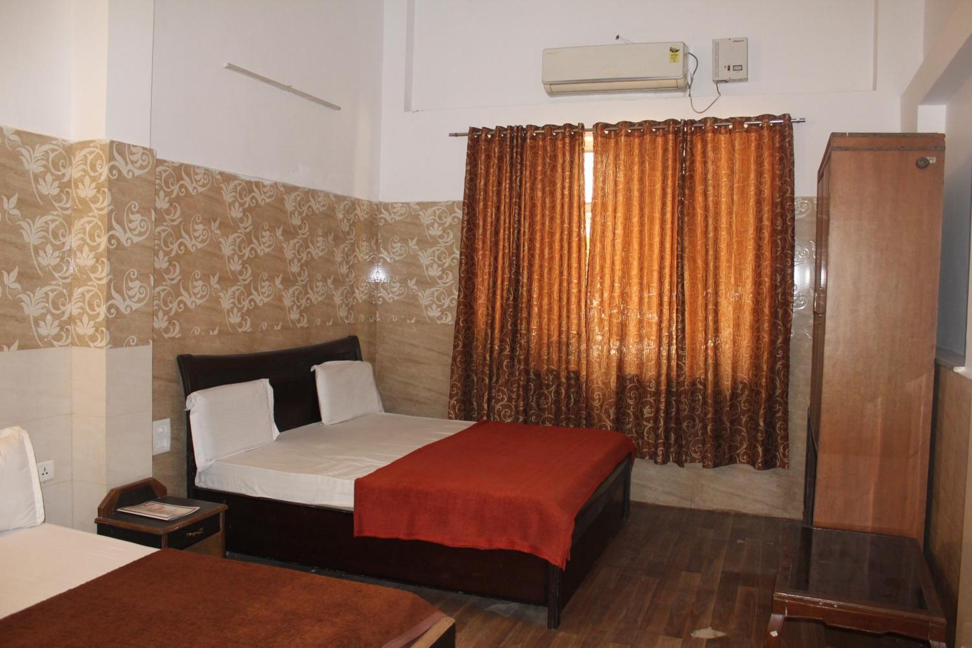 Shree Chitra Residency By Grb Hotel Haridwār Eksteriør billede
