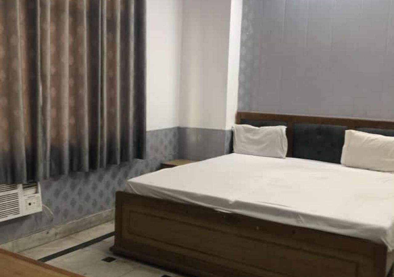 Shree Chitra Residency By Grb Hotel Haridwār Eksteriør billede