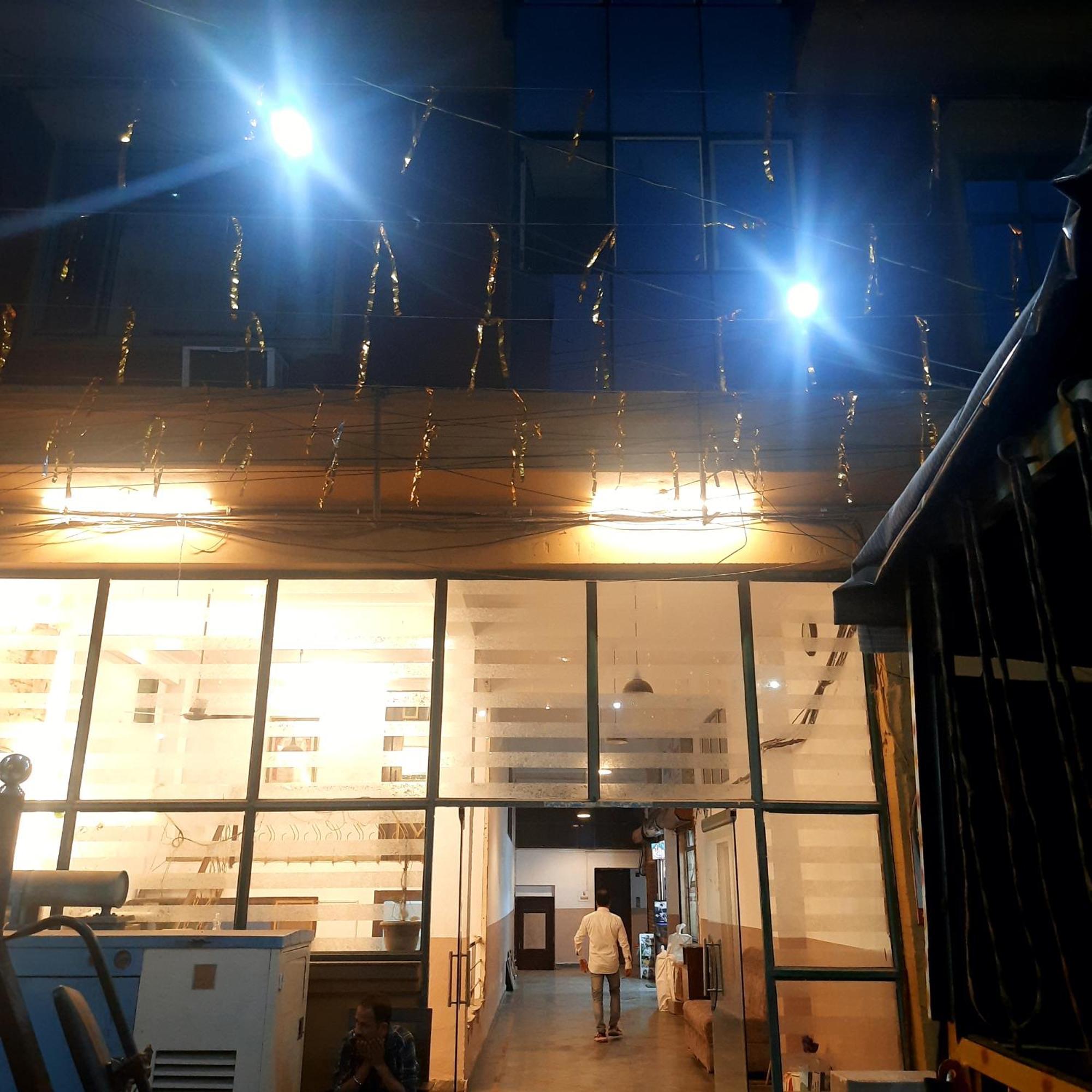 Shree Chitra Residency By Grb Hotel Haridwār Eksteriør billede